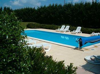 Les Dineux Village Tremeur Luaran gambar